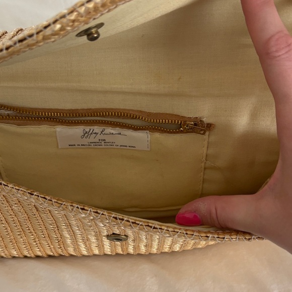 Woven Straw Envelope Clutch - Natural - Picture 4 of 6